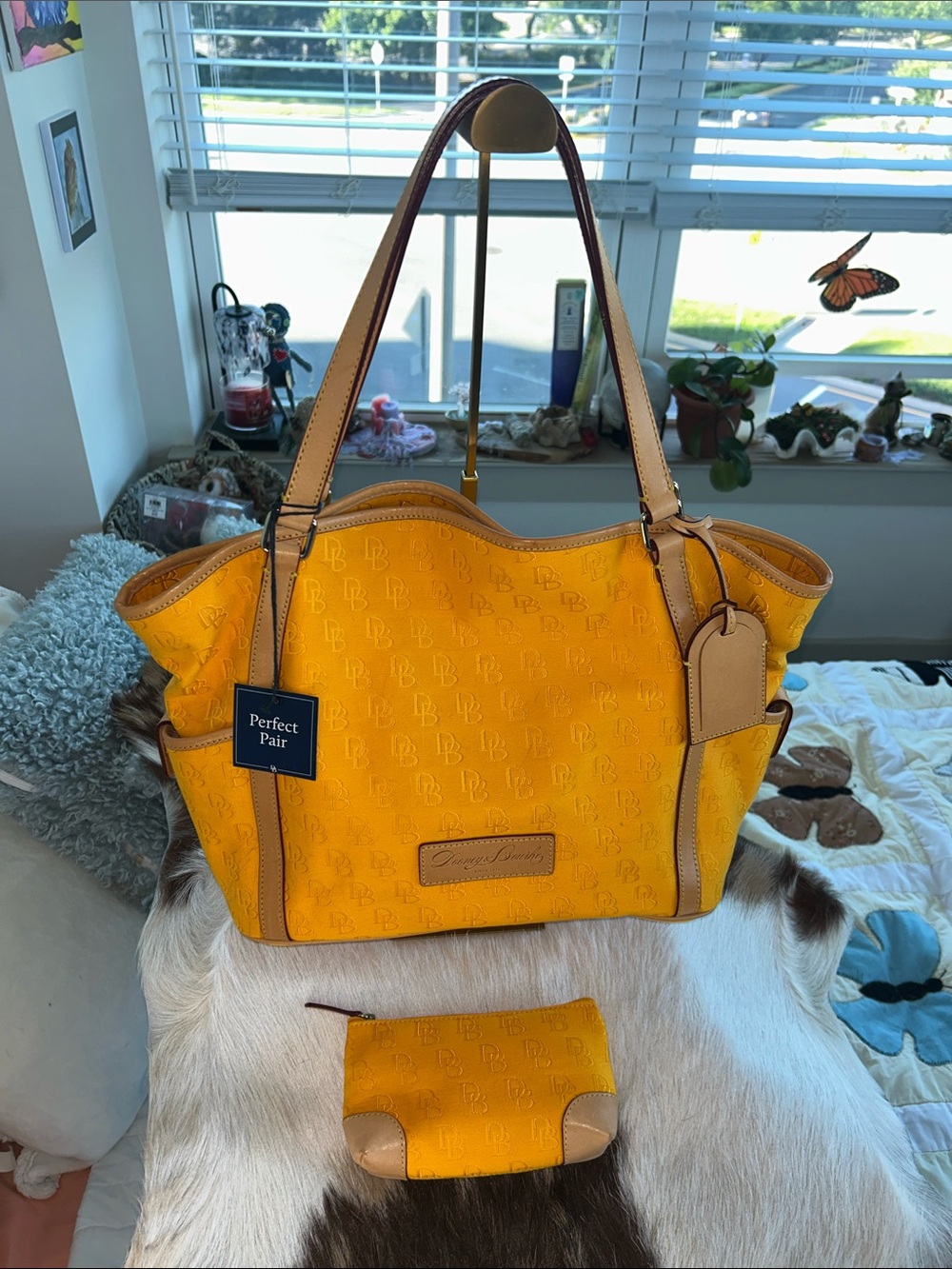 Dooney & Bourke Yellow Tote with Tan Trim and Matching Pouch 17”x 6.25”x 12” NWT - Picture 2 of 10